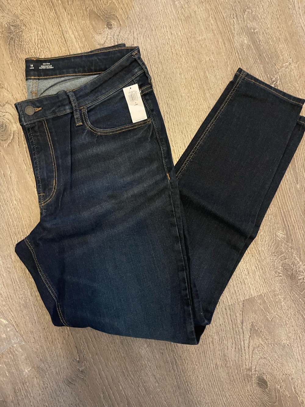 Old Navy Women’s Skinny Rockstar Jeans in Dark Blue Denim
